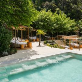 Select Hill Resort, khách sạn ở Tiranë
