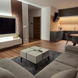 1-Bedroom LUX Apartment with Balcony & Underground Parking Garage