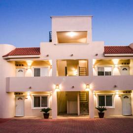 Bugambilias Suites, hotel in Loreto