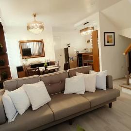 3-Bedroom House in NorthPoint，Talisay的飯店