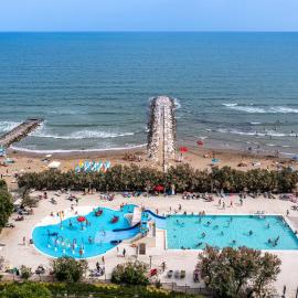 Villaggio San Francesco - Adria Holiday Mobile Homes, khách sạn ở Duna Verde