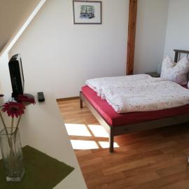 Schöne Ferienwohnung in der wunderschönen Oberlausitz, hotel em Habrachćicy