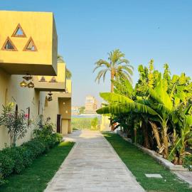 Nile Compound Garden, hotel in Al Aqālitah