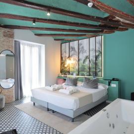 YOU & CO. Quart Boutique, hotel a València