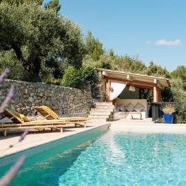 Villa PIPA POLARIS I suite BEBOP - vue panoramique & piscine, hotel v destinácii Spéracèdes