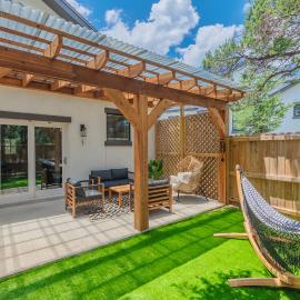 Texas Casita Retreat Minutes from Six Flags, Hotel in San Antonio