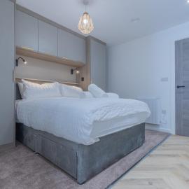 Unit 3 Sleek 1-BR Stays, Near Sheffield United Football Club, Fast Wi-Fi, Parking