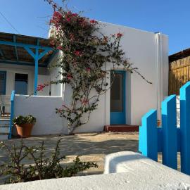 Asimina's beach house, hotel in Kypri