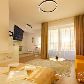 Sunset Da-Ra - Studio DeLuxe with Free Underground parking - by FullViewTour, hotel a Timişoara