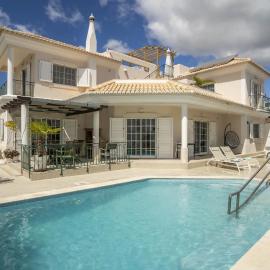 LV Premier Algarve FU1- pool, AC, garden, sea view, hotel en Moncarapacho