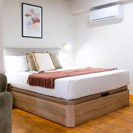 Apartamentos Carolina by gaiarooms, hotel Leónban