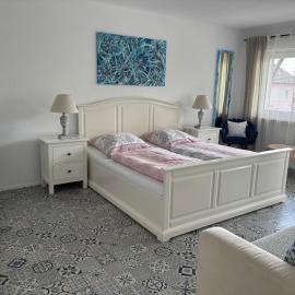CasaWilli - Feriendomizil: Weisweil şehrinde bir otel