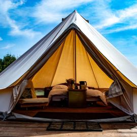 Luxury Bell Tent, hotel a Cherry Burton