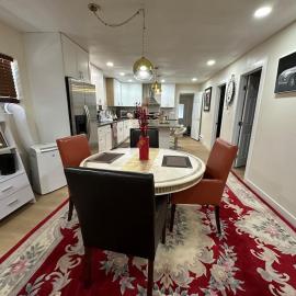 5 Star Cozy modern house all amenities Sleep 6, hotel v destinácii Ely