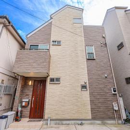 Anzu 4 Bed rooms Villa 5 minutes walk from Keise line Edogawa station