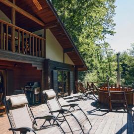 Villa Noël Kitakaruizawa Seiryu Sauna & Open Air Bath, hotel u gradu Tsumagoi