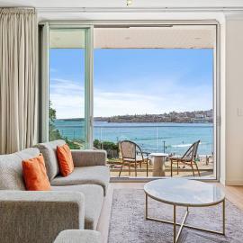 Bondi Heaven Beachfront Apartment