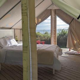 LoveCedarPt, hotell i East Hampton