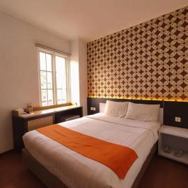 Front One Boutique Tugu Muda Semarang, Hotel in Kalibanteng-lor