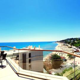 Cabacum Pleasure Beachfront Apartments - 50m to Beach and Pool
