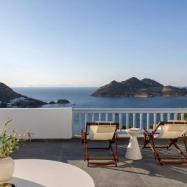 Panorama Serenity Suites, hotel in Patmos
