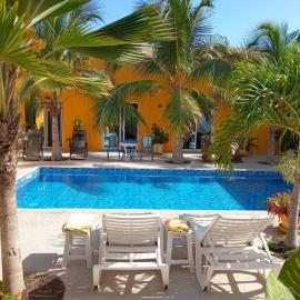 Hôtel Colibri Lac Rose, hotel em Niaga