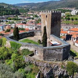 Castelo 48, hotel u gradu Lamego