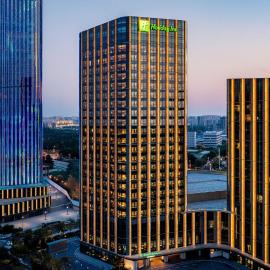 Holiday Inn Changchun High Tech Zone by IHG, hotelli kohteessa Changchun