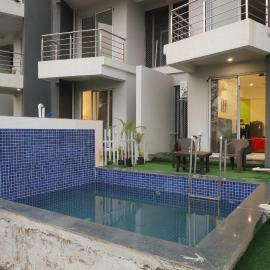 Ivy Bliss Studio with Private Pool, B 06, Karjat, Hotel in Karjat