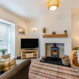 2 Bed in Seahouses oc-c32436, hotel in North Sunderland