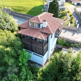 Casona Puente Viesgo - Monabri, hotel i Puente Viesgo