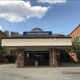 Howard Johnson by Wyndham Newark Airport, khách sạn ở Newark