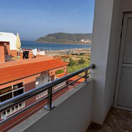Azla Beach Retreat-Sea View Apartment, hotell sihtkohas Azla