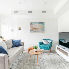 Westend Suite Near High Park & Bloor West