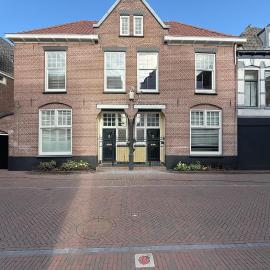 Stadslogement No 11-13، فندق في هارفايك