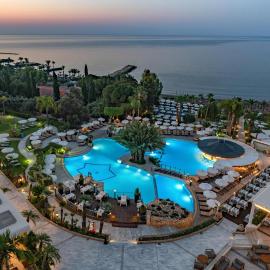Mediterranean Beach Hotel, отель в Лимассоле