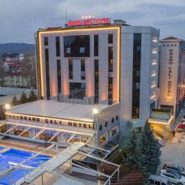 Grand Cali Hotel, hotel en Bozuyuk