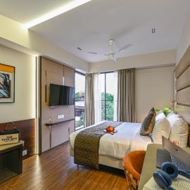 Hotel Grand Girdhar Premier