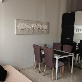 Casa Shalom 2 Room App! Internet! Parking! Sauna! Quiet! Central! Esperanza village!, hotel sa Hohenau