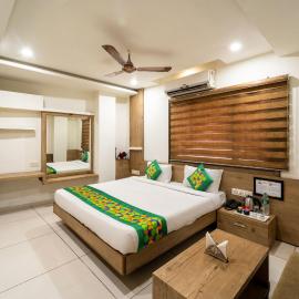 Treebo Ashirwad Regency, Near Bhopal Junction Railway Station, hotel v destinaci Bhópál