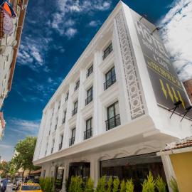 Royal İnci Hotel, hotell İstanbulis