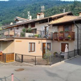 Casa Vacanze Garda e Dolomiti crocevia tra laghi e montagne