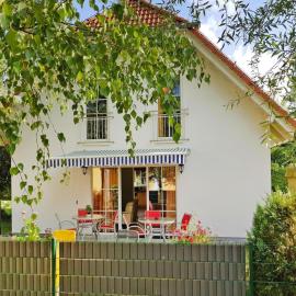 Cottages at the Kummerower See in Verchen, hotel em Verchen