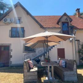 Grand Gîte chez Domaine Château de Bussolles