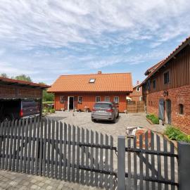 Vila Mine, hotel di Mingė