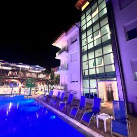 Brian Hotel