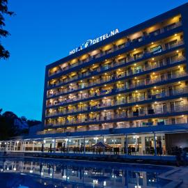 Detelina Hotel, hotell i Golden Sands