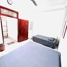 Just Inn – hotel w mieście Puttalam