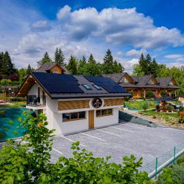 Zdrojowy Gościniec - Apartament Premium na wyłącznosć - BASEN, SAUNA, SALA ZABAW