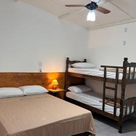 Zizi Home Comfort, hotel u gradu Chapada dos Guimaraes